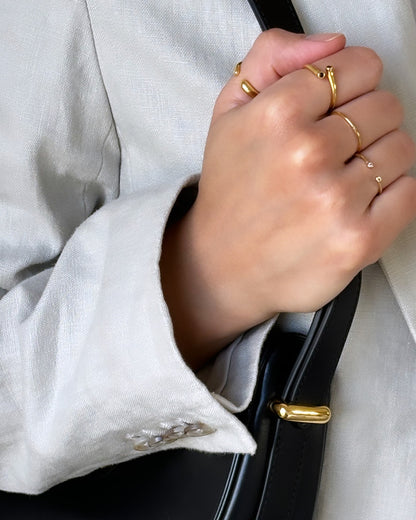 Ava Ring