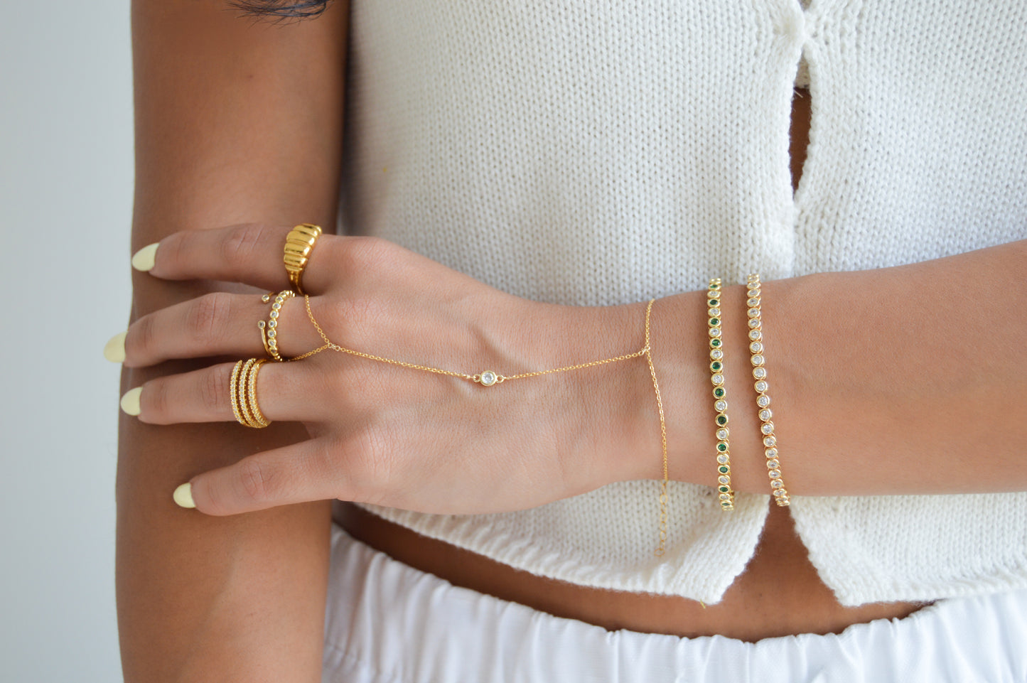 Jules Bezel Hand Chain