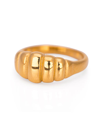 Zoe ring